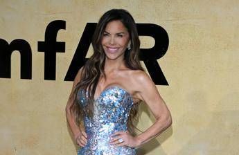 Dalla dislessia alla missione nello spazio, chi è Lauren Sanchez (presto lady Bezos)