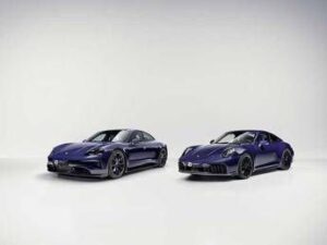Due capolavori artigianali per i 40 anni di Porsche Italia: nasce la collaborazione con Ferragamo