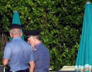 Ferrara, bambino muore dopo un tuffo in piscina