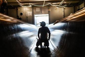 Ferrari presenta Hypersail, la ‘barca volante’ con Soldini