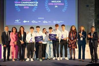 Imprese, Campionati di imprenditorialità: vince Pet Life del liceo ‘Leonardo da Vinci’ di Trento