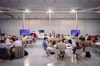 Intelligenza artificiale e infrastrutture digitali: la sfida dell’Italia