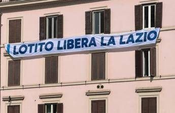 Lazio, fonti vicine a Lotito: “Striscione contro il presidente a Montecitorio? Gesto strumentale”