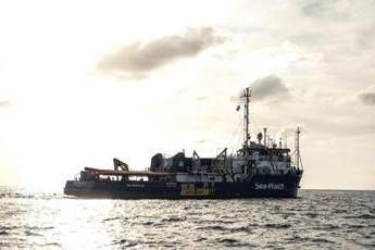 Migranti, Sea Watch: “Avvistati cadaveri al largo delle coste libiche”