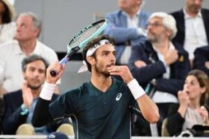 Musetti salta il Queen’s dopo l’infortunio al Roland Garros. Verso il forfait anche Berrettini