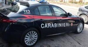 Napoli, investe ex e amiche con lo scooter: arrestato 20enne