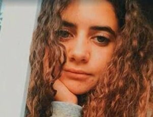 Neonati sepolti, Chiara Petrolini ai domiciliari ma con il braccialetto elettronico
