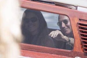 Nozze Bezos, il magnate di Amazon è arrivato a Venezia in elicottero: venerdì il ‘sì’, tutti i rumors