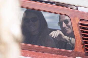 Nozze Bezos, il magnate di Amazon è arrivato a Venezia in elicottero: venerdì il ‘sì’, tutti i rumors