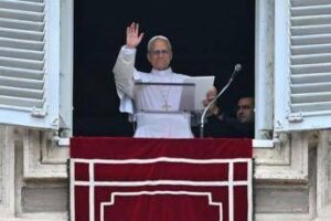 Papa invoca pace in Medio Oriente: “Diplomazia faccia tacere le armi”