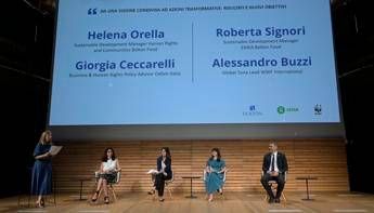 Pesca, Bolton: partnership con Wwf e Oxfam per tutela oceani e diritti umani