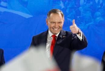 Polonia, il candidato di destra Karol Nawrocki vince le presidenziali