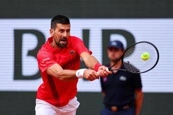 Roland Garros, Djokovic passeggia contro Norrie e vola ai quarti. Ora Zverev