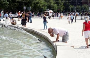 Settimana di fuoco, temperature in aumento ovunque: il caldo fa già sul serio