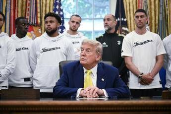 Trump parla di guerra Iran-Israele, la Juve ascolta nello Studio Ovale – Video