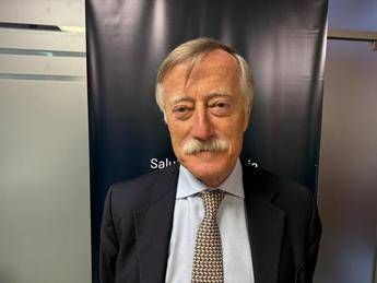 Vaccino anti-Rsv, Andreoni (Simit): “Somministrare in base a rischio clinico ed età”