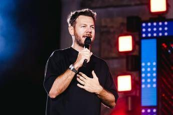 Cattelan verso Mediaset? La trattativa c’è ma non è chiusa