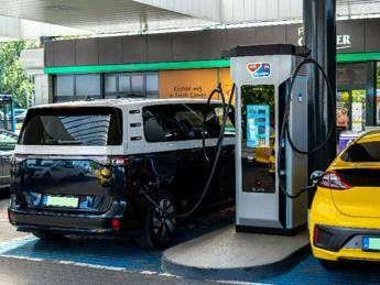 DKV Mobility rafforza la propria rete di ricarica elettrica in Europa centrale e orientale