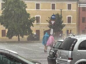 Dal caldo africano al maltempo con temporali e grandine, le previsioni meteo