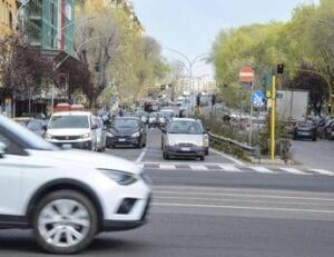 Diesel Euro 5, rinviato di un anno il blocco delle auto
