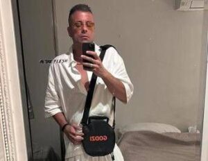 Dj morto a Ibiza, il padre: “È stato legato e malmenato, ora giustizia”