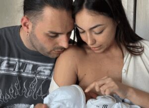 Ernia e Valentina Cabassi sono diventati genitori, è nata Sveva: “Una magia”