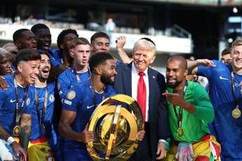 Il Chelsea festeggia il Mondiale per club. E Trump non se ne va