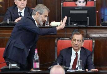 Inchiesta Milano, la scelta di Sala: “Io ci sono e vado avanti, le mie mani sono pulite”