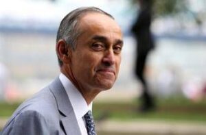 Lord inglese ‘scippato’ a Capri, banditi in fuga con orologio da 300mila euro