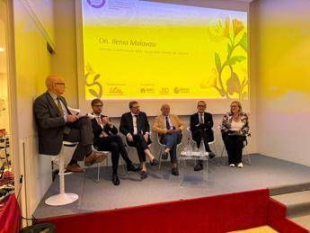 Malattie croniche intestinali, torna campagna ‘Voci di pancia’