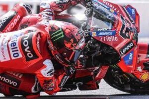 MotoGp Repubblica Ceca, Bagnaia in pole davanti a Marc Marquez e Quartararo