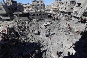 Nuovi raid a Gaza: “70 morti”. Fonti: “Israele non ha ancora deciso sulla tregua”