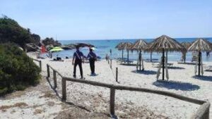 Oristano, mandibola umana trovata in spiaggia: l’allarme a Torre dei Corsari