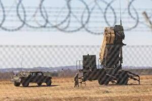 Patriot all’Ucraina in arrivo da Usa e Germania. Zelensky annuncia nuovi colloqui
