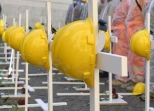 Si rompe braccio elevatore, operaio precipita e muore a Colleferro