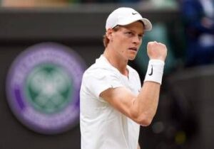Sinner, sospiro di sollievo a Wimbledon. Cahill: “Sta bene”