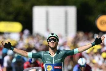 Tour de France, italiano Milan vince ottava tappa in volata. Pogacar resta in maglia gialla