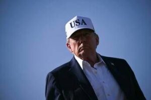 Trump aspetta Netanyahu e snobba Musk: “Crea il terzo partito? Ridicolo”