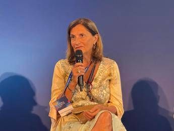 Tumori, Montella (Int Milano): “Occorrono modelli cura adatti a complessità pazienti”