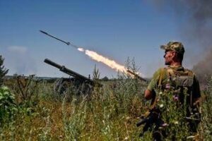 Ucraina, Cremlino plaude a stop Usa a missili per Kiev: “Con meno armi fine guerra più vicina”