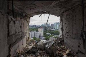 Ucraina, attacco Russia su Odessa. Mosca: “Abbattuti 71 droni Kiev nella notte”