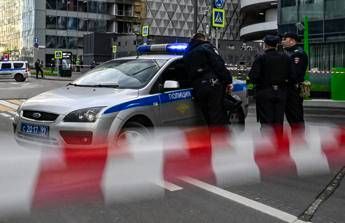 Ucraina, pioggia di droni sulla Russia: Mosca ne abbatte 122