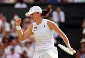 Wimbledon, Swiatek è la nuova ‘Regina’: dominata Anisimova con doppio 6-0