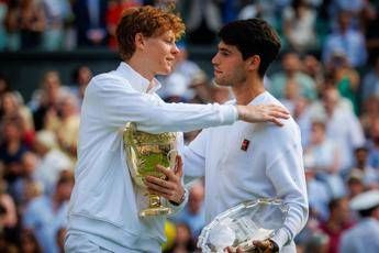 Alcaraz e la rivalità con Sinner: “Alla gente piacerebbe se ci odiassimo, ma c’è bel rapporto”