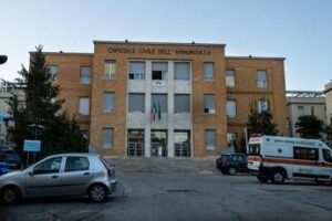 Botulino, casi a Diamante: salgono a 10 indagati. C’è anche medico del 118