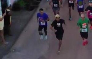 Brasile, corre una gara ubriaco e in ciabatte. Premiato con una medaglia al traguardo