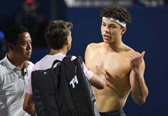 Cobolli, alta tensione con Shelton: fa una smorfia, l’americano si infuria