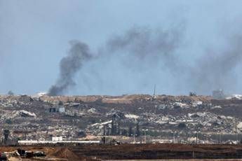 Gaza, Mezzaluna Rossa: “Raid contro nostra sede a Khan Younis, un morto e feriti”