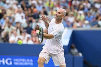 Il ‘curioso caso’ di Adrian Mannarino, il tennista che non vuole sapere il nome degli avversari fino al match