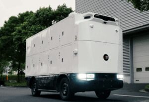 Il futuro del delivery: un robot gigante per consegne autonome